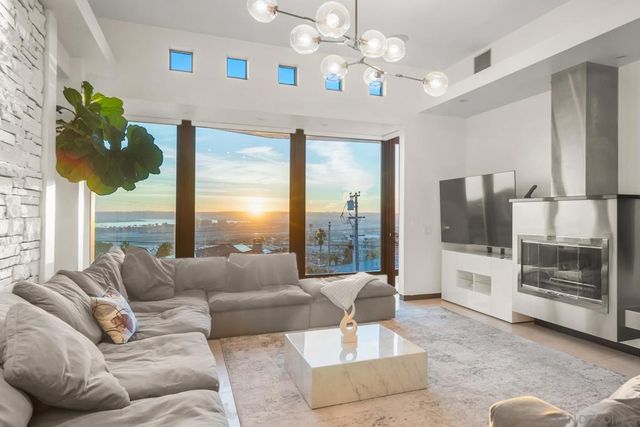 3515 UNION ST, San Diego, CA 92103