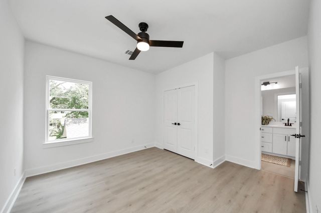 860 Rachel Street Street A, Houston, TX 77091