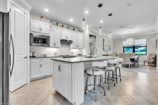 3135 Walnut Grove LN, Alva, FL 33920