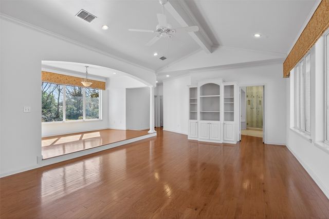 7111 E Ridge Drive, Shreveport, LA 71106