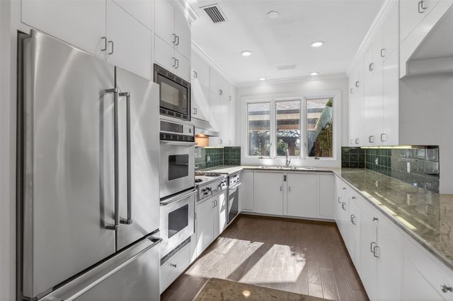 7111 E Ridge Drive, Shreveport, LA 71106