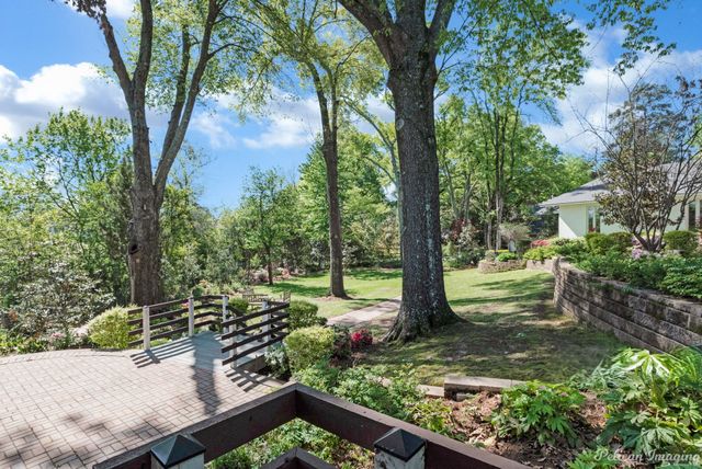 7111 E Ridge Drive, Shreveport, LA 71106