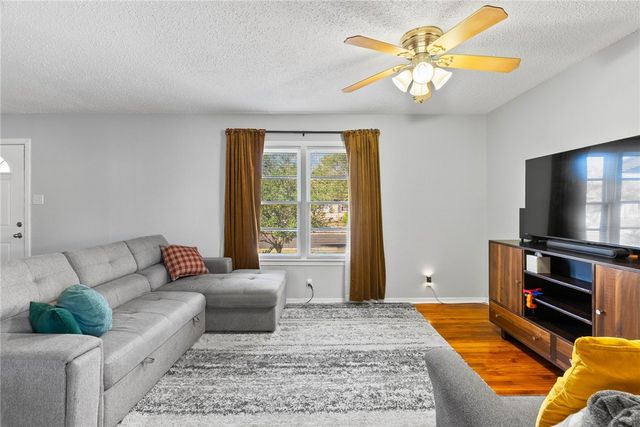 1214 Stratton Dr, Corpus Christi, TX 78412