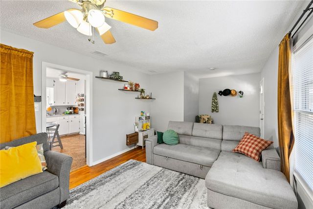 1214 Stratton Dr, Corpus Christi, TX 78412