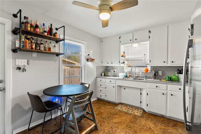 1214 Stratton Dr, Corpus Christi, TX 78412