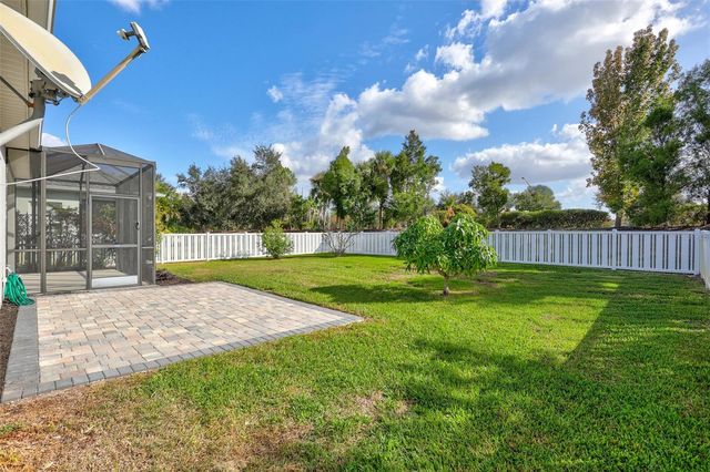 11842 FOREST PARK CIRCLE, Bradenton, FL 34211