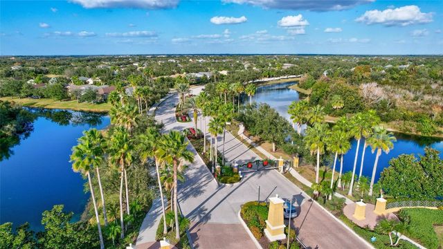 11842 FOREST PARK CIRCLE, Bradenton, FL 34211