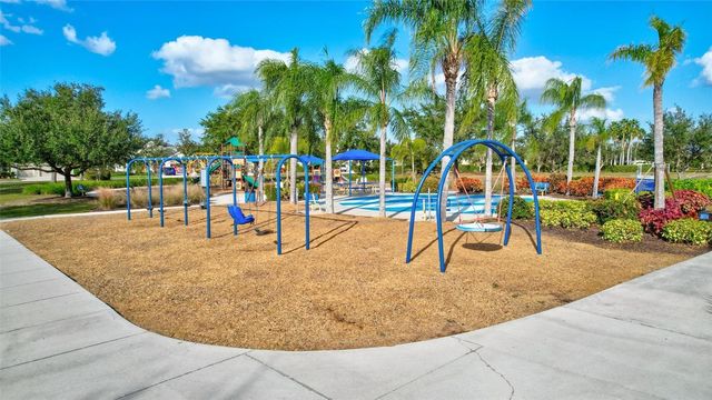 11842 FOREST PARK CIRCLE, Bradenton, FL 34211