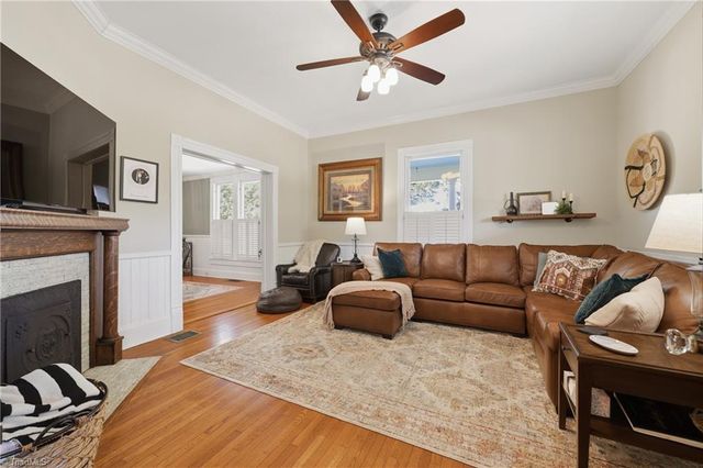 8 Vance Street, Lexington, NC 27292