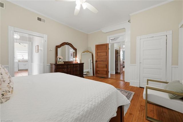 8 Vance Street, Lexington, NC 27292