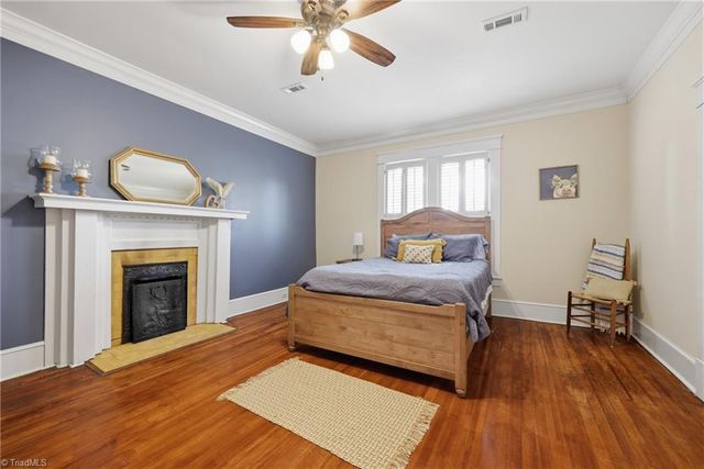 8 Vance Street, Lexington, NC 27292