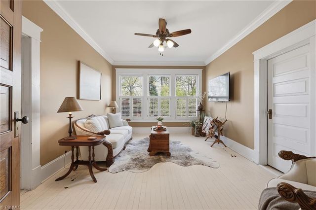 8 Vance Street, Lexington, NC 27292