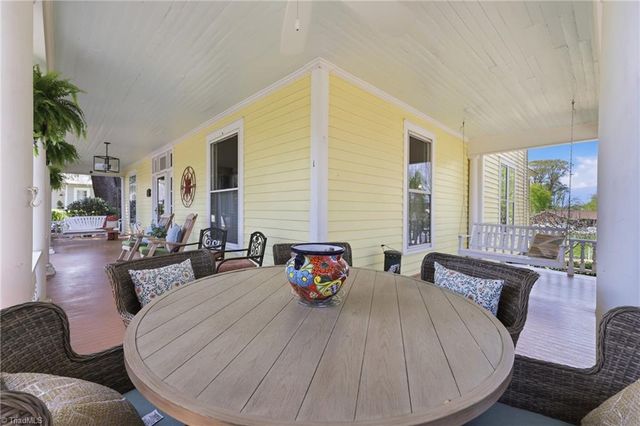8 Vance Street, Lexington, NC 27292