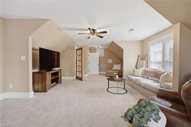 8 Vance Street, Lexington, NC 27292