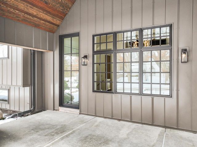 853 Sauganash DRIVE, Fontana, WI 53125