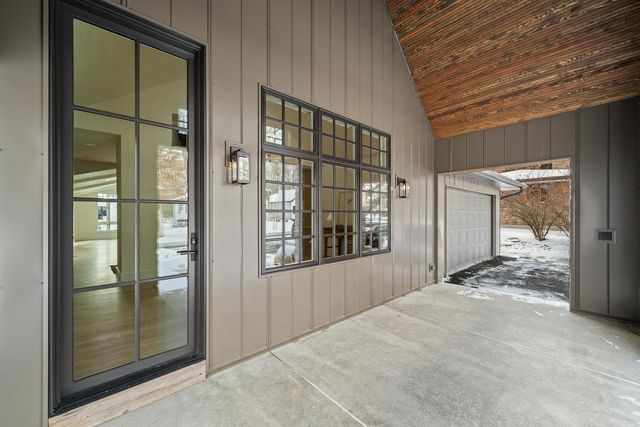 853 Sauganash DRIVE, Fontana, WI 53125