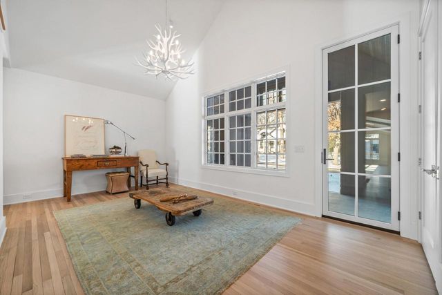 853 Sauganash DRIVE, Fontana, WI 53125