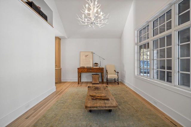 853 Sauganash DRIVE, Fontana, WI 53125