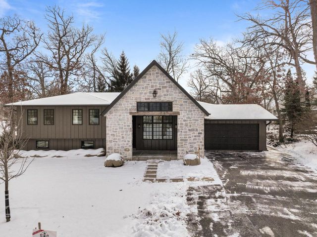 853 Sauganash DRIVE, Fontana, WI 53125