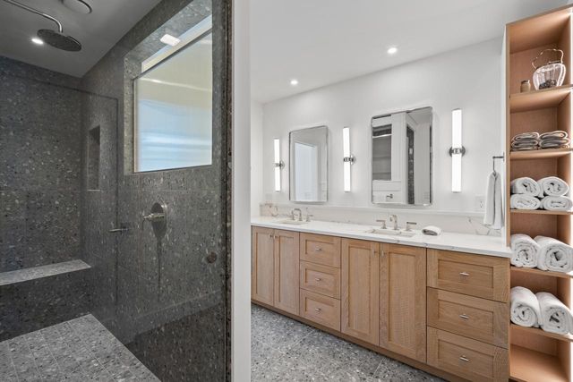 853 Sauganash DRIVE, Fontana, WI 53125