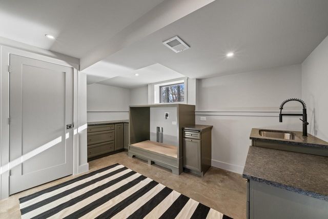 853 Sauganash DRIVE, Fontana, WI 53125