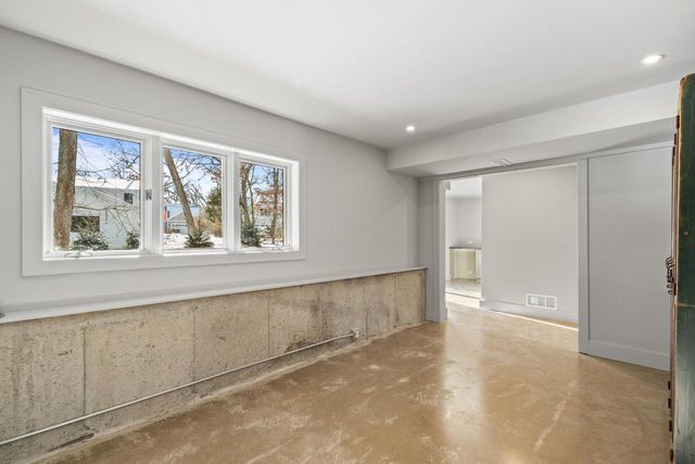 853 Sauganash DRIVE, Fontana, WI 53125