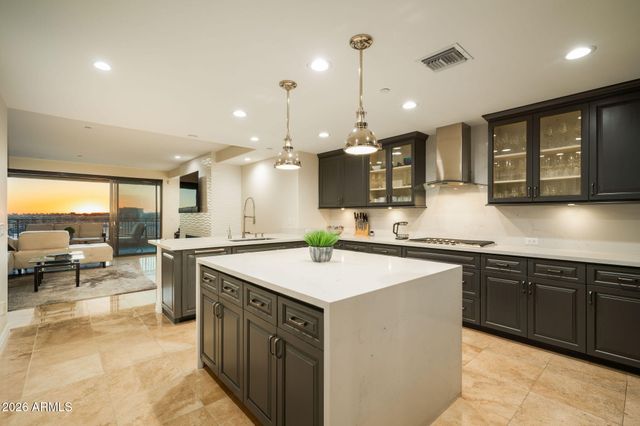 7181 E CAMELBACK Road 907, Scottsdale, AZ 85251