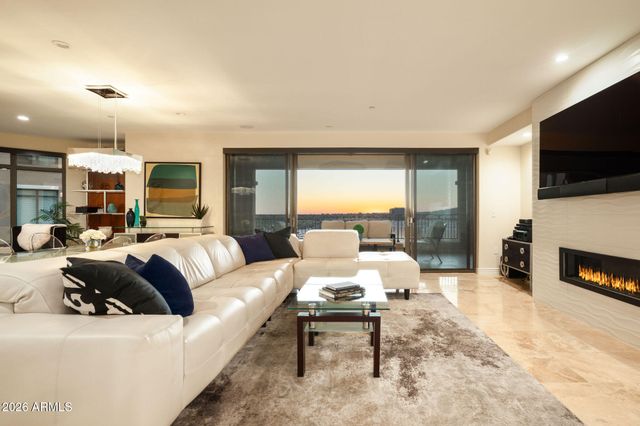 7181 E CAMELBACK Road 907, Scottsdale, AZ 85251