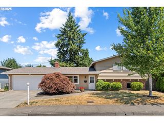 13655 Sw BRIGHTWOOD St, Beaverton, OR 97005