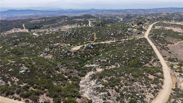 1032 Canyonside Court, Aguanga, CA 92532