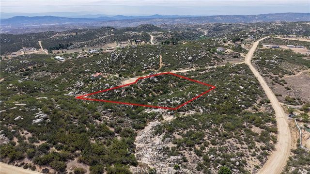 1032 Canyonside Court, Aguanga, CA 92532