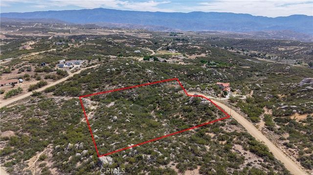 1032 Canyonside Court, Aguanga, CA 92532