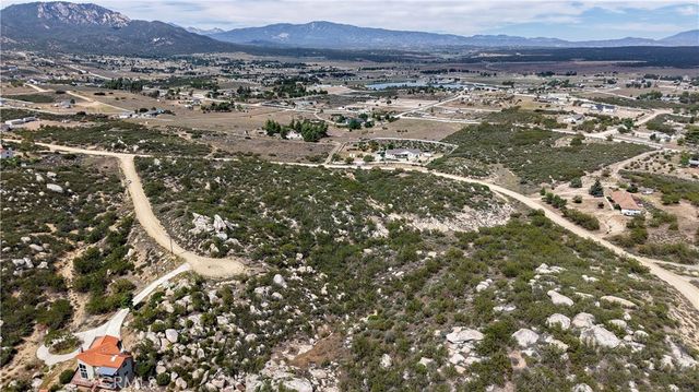 1032 Canyonside Court, Aguanga, CA 92532