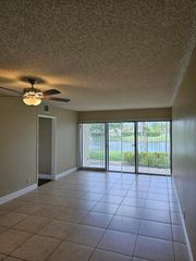 1523 Lake Crystal Drive B, West Palm Beach, FL 33411