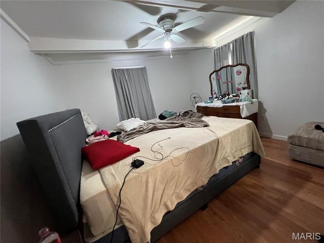 9060 Patrick Drive, St John, MO 63114