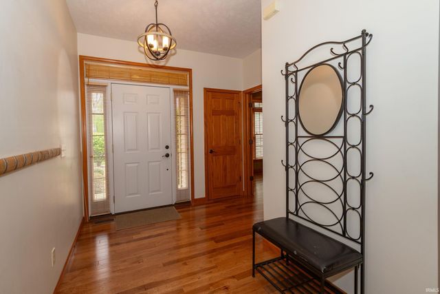 210 River Park Drive, Middlebury, IN 46540