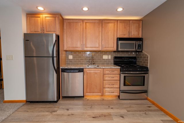 210 River Park Drive, Middlebury, IN 46540
