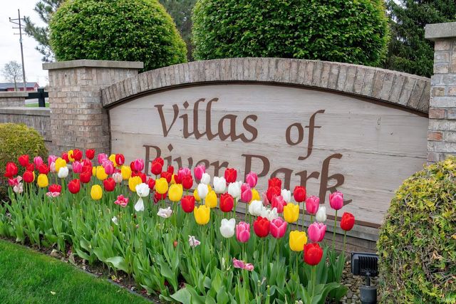 210 River Park Drive, Middlebury, IN 46540