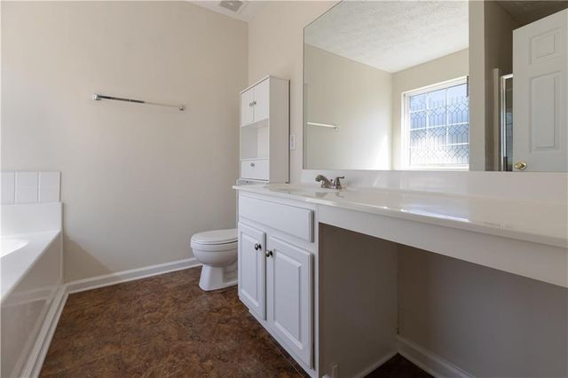 317 W Oaks Trail, Woodstock, GA 30188