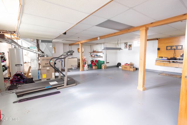 2425 River Road, Maumee, OH 43537