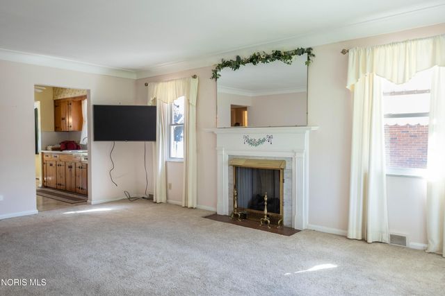 2425 River Road, Maumee, OH 43537