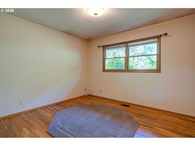 7170 Se 122ND Ave, Portland, OR 97236