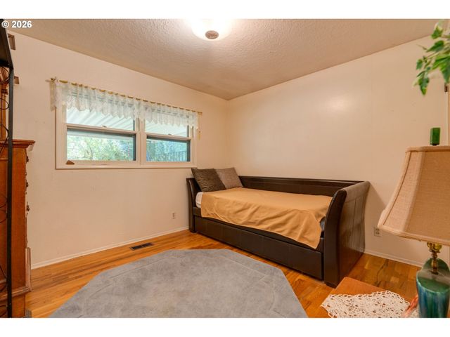 7170 Se 122ND Ave, Portland, OR 97236