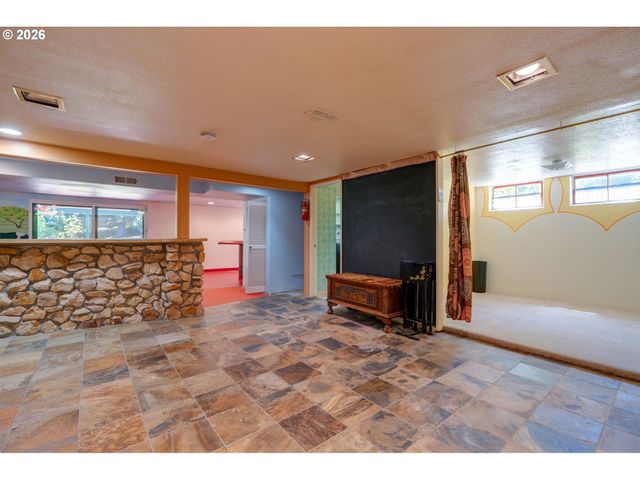 7170 Se 122ND Ave, Portland, OR 97236