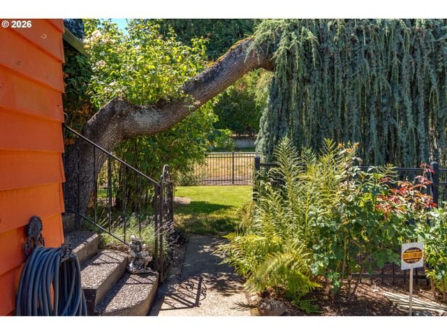 7170 Se 122ND Ave, Portland, OR 97236