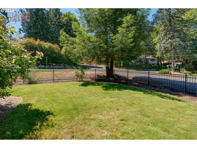 7170 Se 122ND Ave, Portland, OR 97236