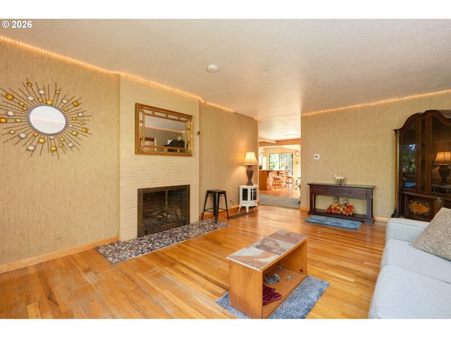 7170 Se 122ND Ave, Portland, OR 97236
