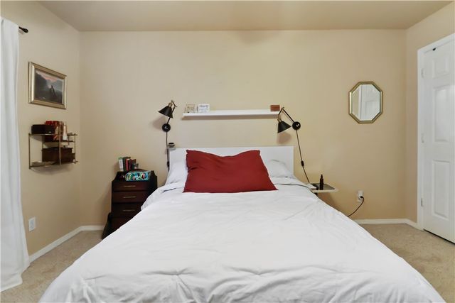 8394 Pine Ridge Lane, Rogers, AR 72756