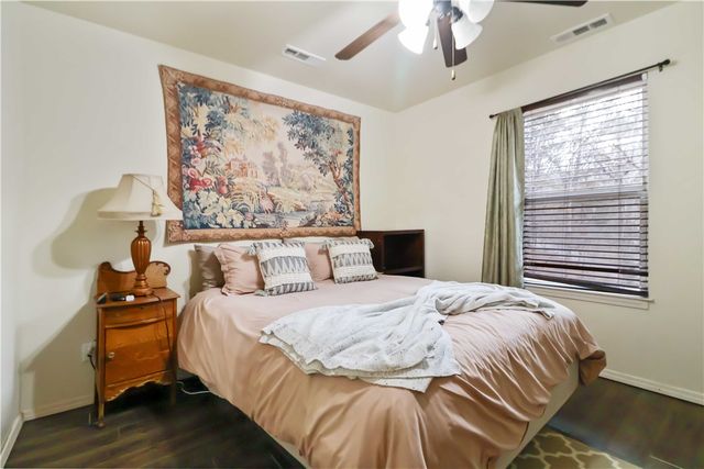 8394 Pine Ridge Lane, Rogers, AR 72756