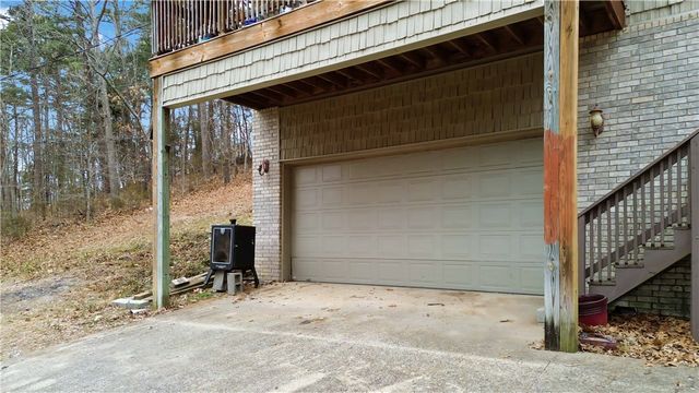 8394 Pine Ridge Lane, Rogers, AR 72756